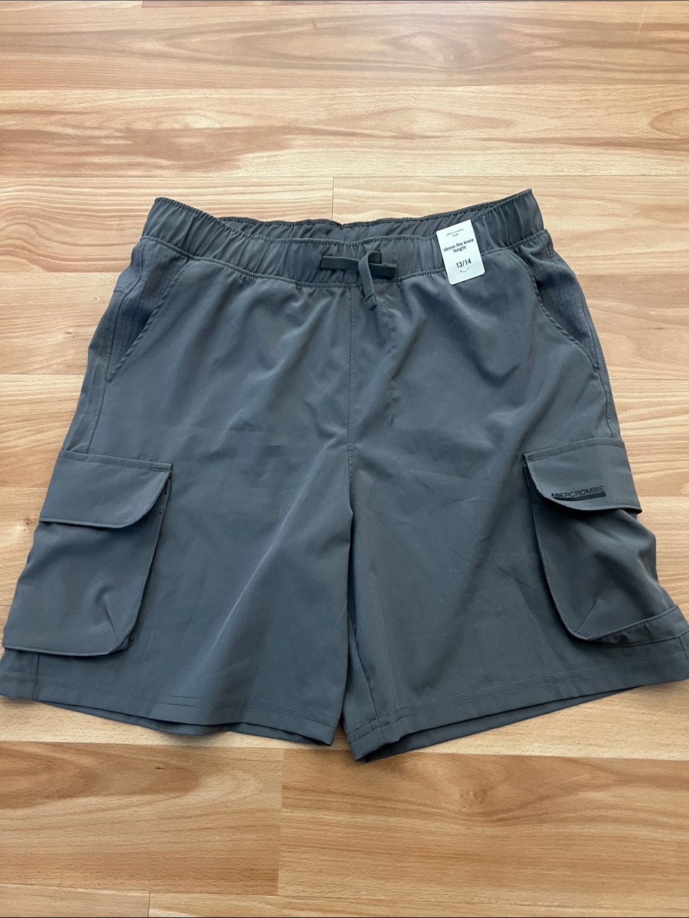 NWT YPB Abercrombie Kids  gray cargo Shorts size 13/14